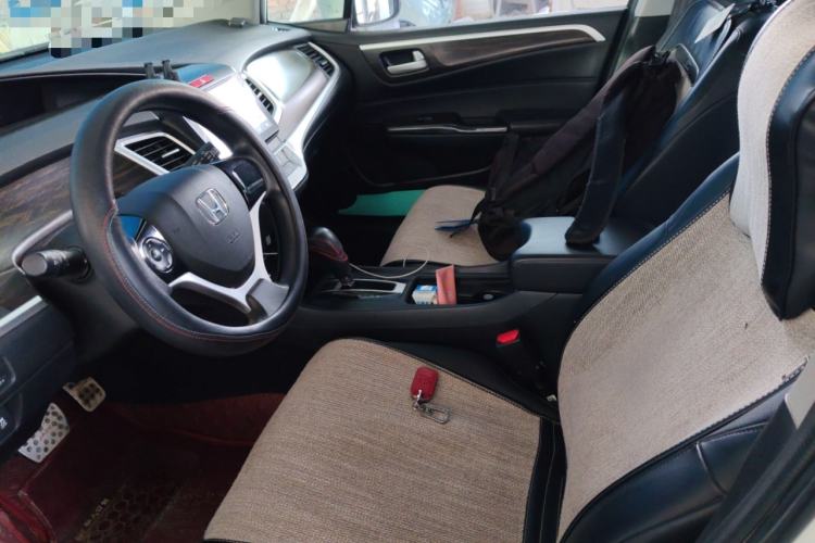 Used Honda Jade 2017 1.8L automatic Comfort version 5 seats
