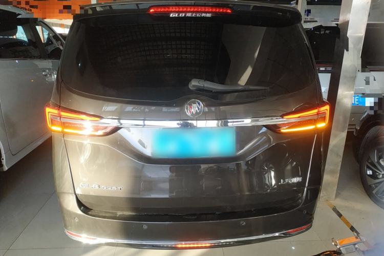 Used Buick GL8 2021 Land Cruiser Executive Class 652T Luxury Model