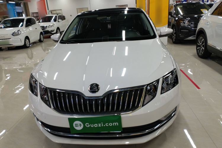 Used Skoda Octavia 2018 TSI230 DSG Luxury Edition