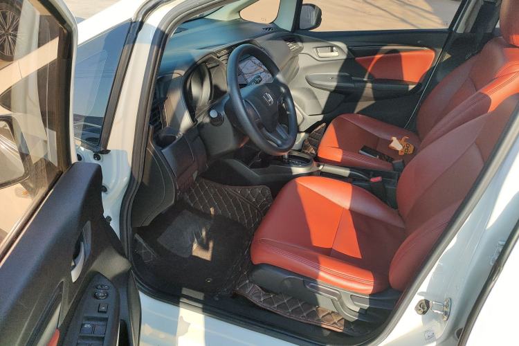 Used Honda Fit 2018 1.5L CVT Comfort Sunroof Version
