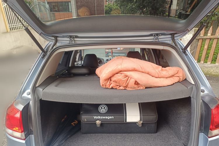 Used Volkswagen Golf 2012 1.6 Manual Comfort Edition Trunk