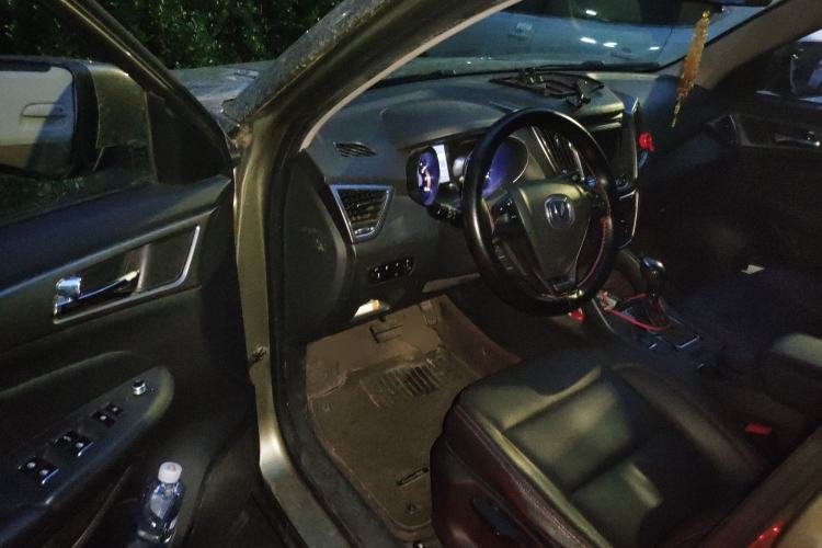 Used CHANGAN CS75 2016 1.8T Automatic Elite Model China V Standard
