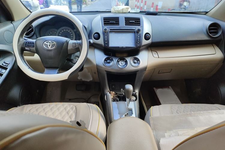 Used Toyota RAV4 2013 Special Edition 2.0L Automatic Elite