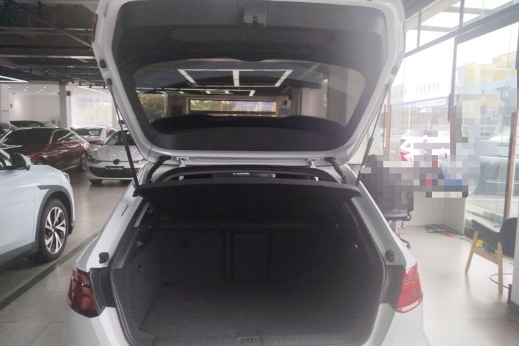 Used Audi A3 2020 Sportback 35 TFSI Fashion Edition China VI Emission Standard Trunk
