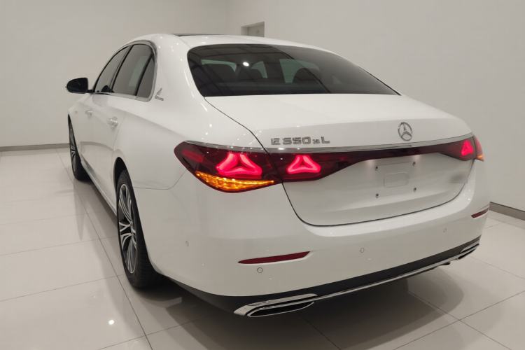 Used Mercedes-Benz E-Class New Energy 2024 E 350 e L Plug-in Hybrid Sedan