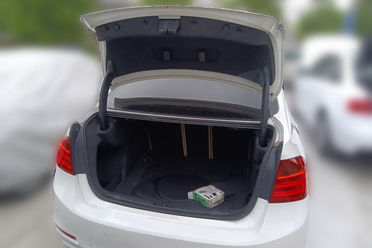 Used BMW 3 Series 2014 320Li Fashion Model
