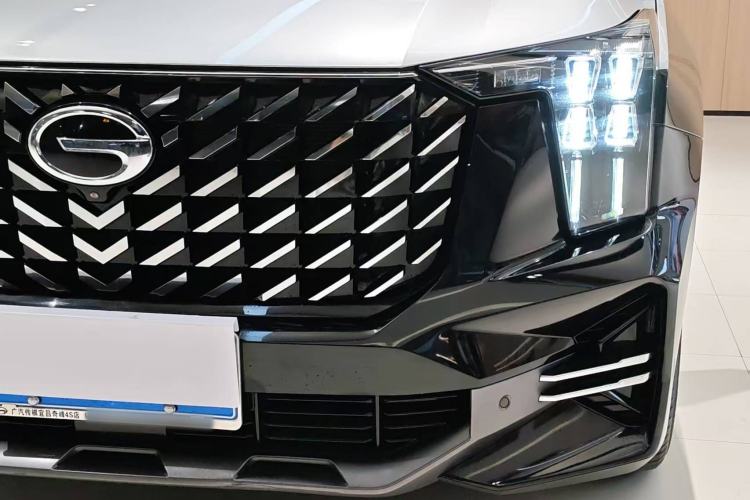 Used GAC Trumpchi GS8 2022 Linghang Series 2.0 TGDI Two-Wheel-Drive Luxury Smart Connectivity Version (7 Seats) Left Front Headlight