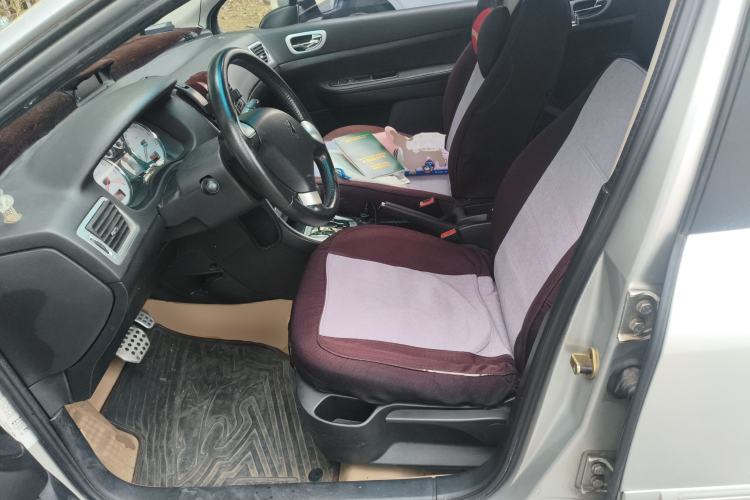 Used Peugeot 307 2012 1.6L Automatic CROSS Left Front Seat
