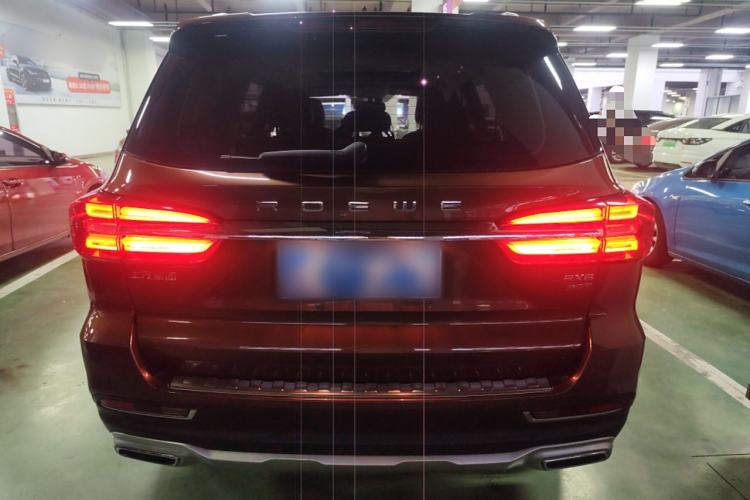 Used Roewe RX8 2018 30T Smart Connectivity Two-Wheel Drive Flagship Edition
