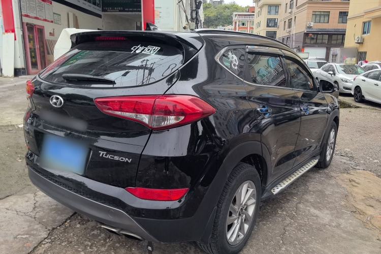 Used Hyundai Tucson 2015 1.6T Dual-Clutch Two-Wheel-Drive Smart Model Rear Right 45 Deg