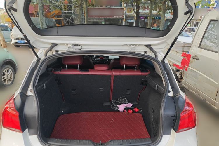 Used BMW 1 Series 2018 118i Leading Model Trunk