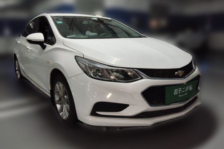 Used Chevrolet Cruze 2017 1.5L Automatic Pioneer Sunroof Edition
