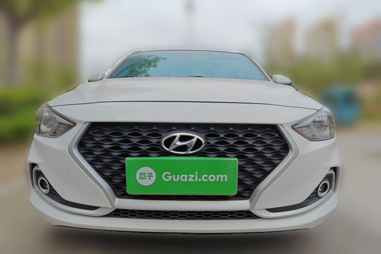 Used Hyundai Celesta 2017 1.6L Manual GL Delight Edition Front