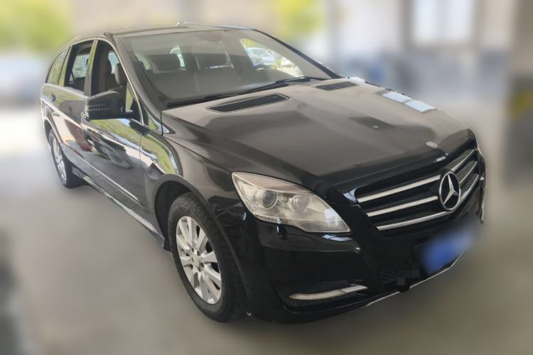 Used Mercedes-Benz R-Class 2011 R 300 L Business Model Front Right 45 Deg