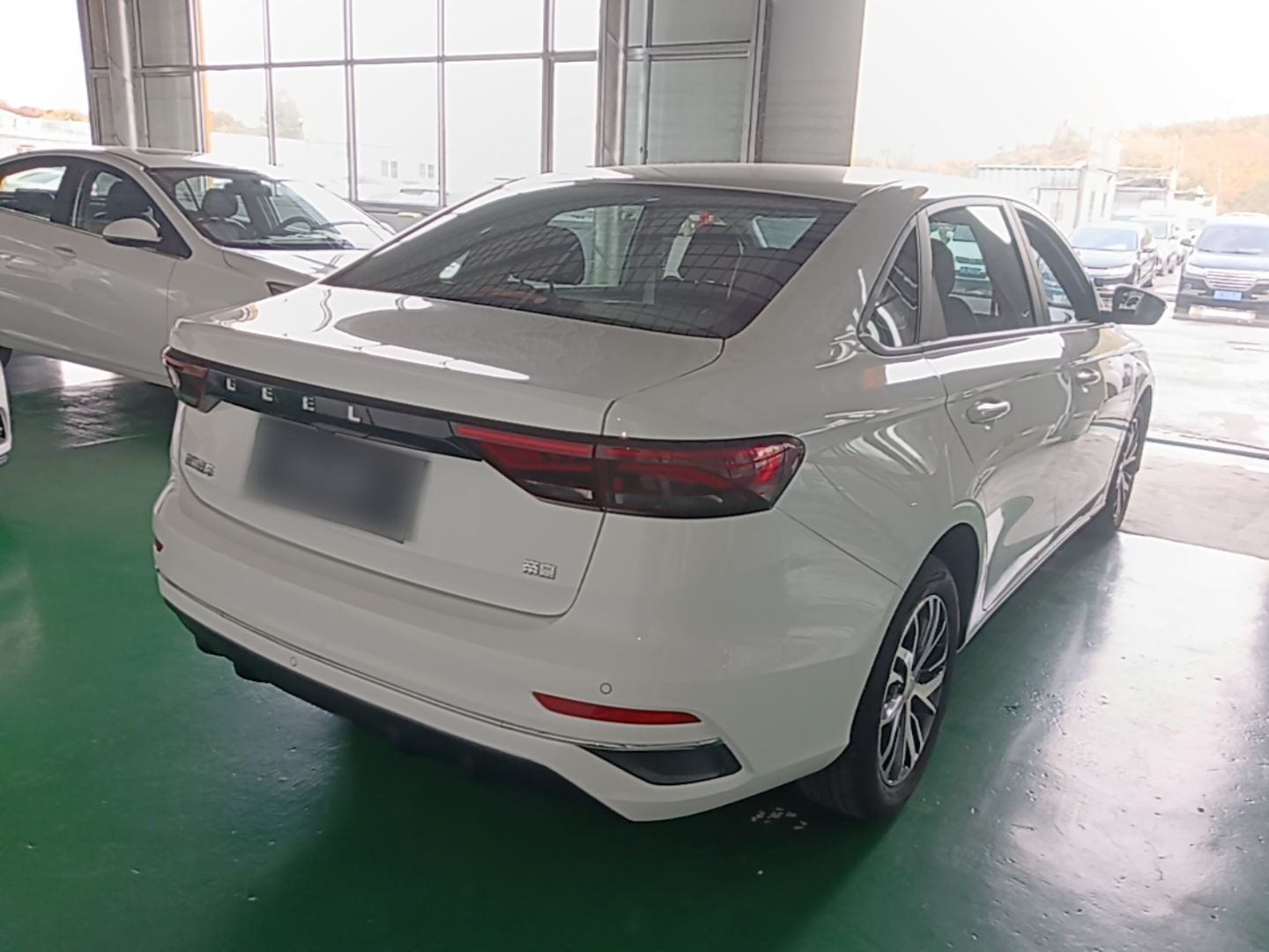 Geely Auto Emgrand 2022 4th Generation 1.5L Manual Luxury Model — снимка 6