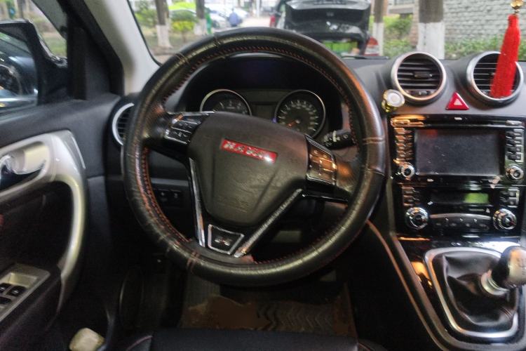 Used Haval H6 2013 Upgraded Model 1.5T Manual Two-Wheel Drive Elite Version