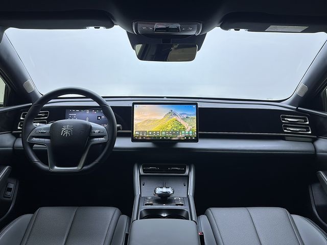 BYD Qin L 2025 DM-i Smart Drive 80KM Superior Model — снимка 16