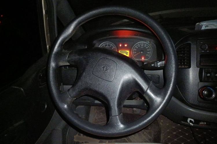 Used FORTHING Lingzhi 2013 M3 1.6L 7-Seater Comfort Model