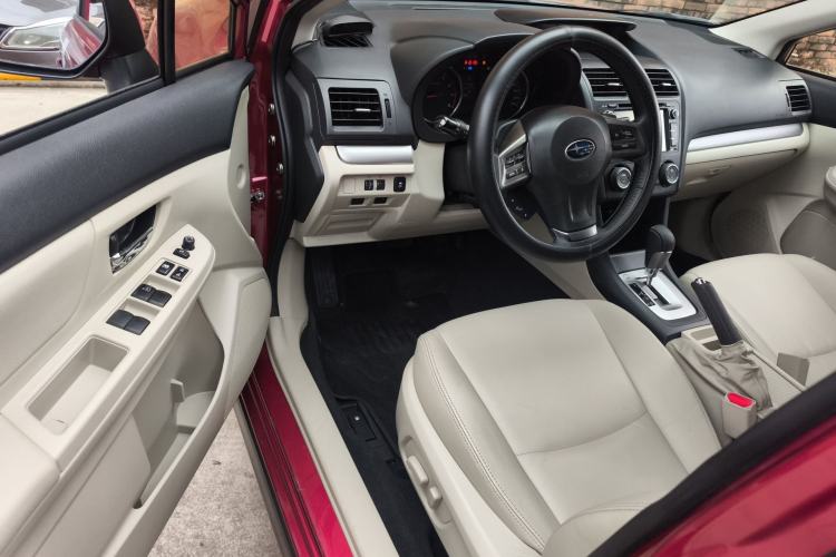 Used Subaru XV 2014 2.0i Elite Edition Driver Seat