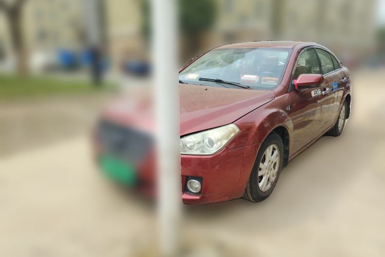 Used Bestune B50 2011 1.6L automatic with sunroof