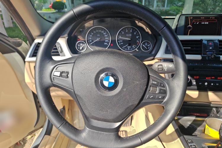 Used BMW 3 Series 2014 320Li Fashion Model
