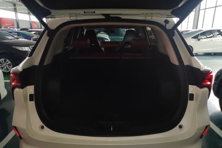 Used CHANGAN CS75 PLUS 2022 2.0T Automatic Pilot Version Trunk