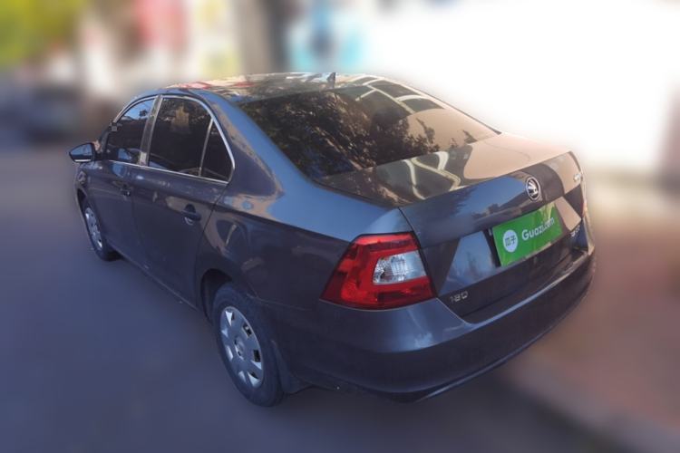 Used Skoda Rapid 2016 1.6L Automatic Front-Wheel Drive Model