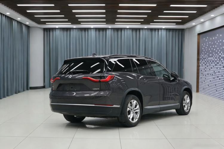 Used Nio ES8 2020 415 km Range 6-Seater Version