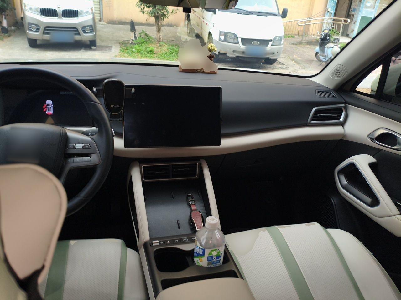 BYD Yuan UP 2025 Intelligent Driving Version 401 KM Dynamic Edition — снимка 6