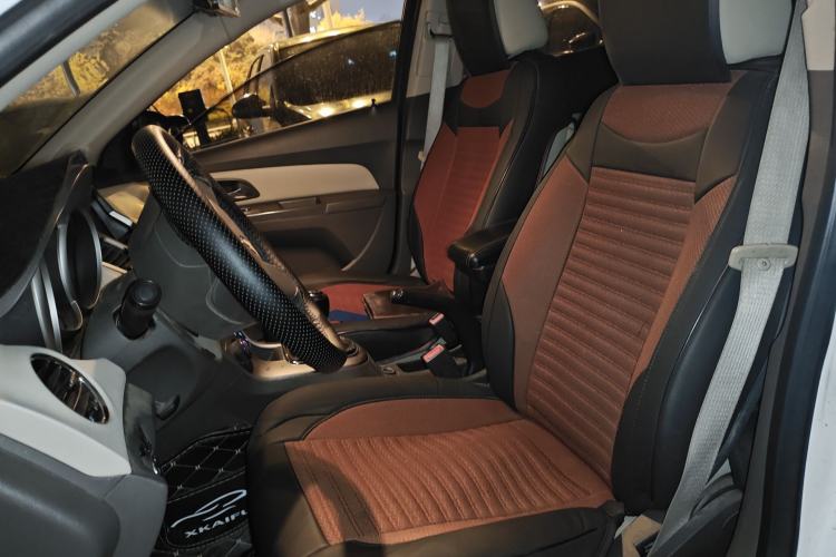 Used Chevrolet Cruze 2015 1.5L Classic SL MT Left Front Seat