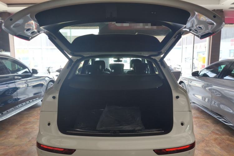 Used Audi Q5L 2022 Updated 45T Luxury Dynamic Version