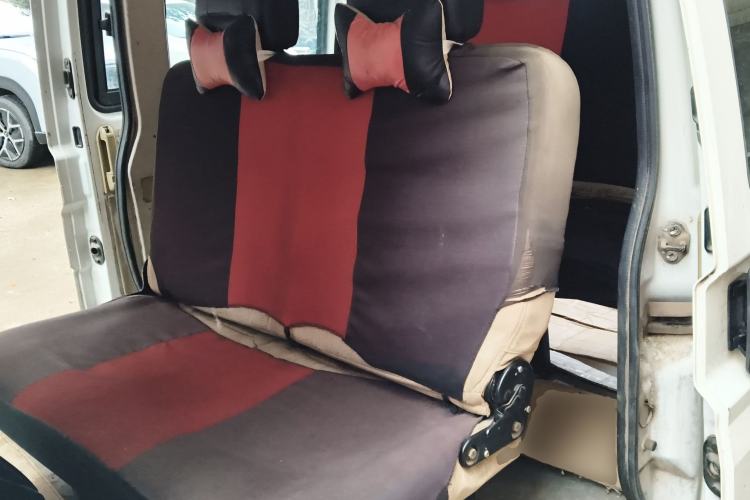 Used Dongfeng Xiaokang C36 2015 1.5L Base Version DK15-06 Left Rear Seat