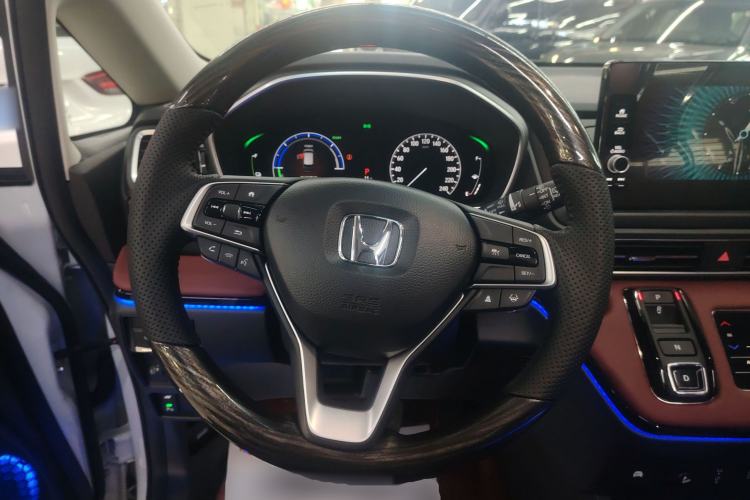 Used Honda Elysion 2024 2.0L eHEV Classic Edition