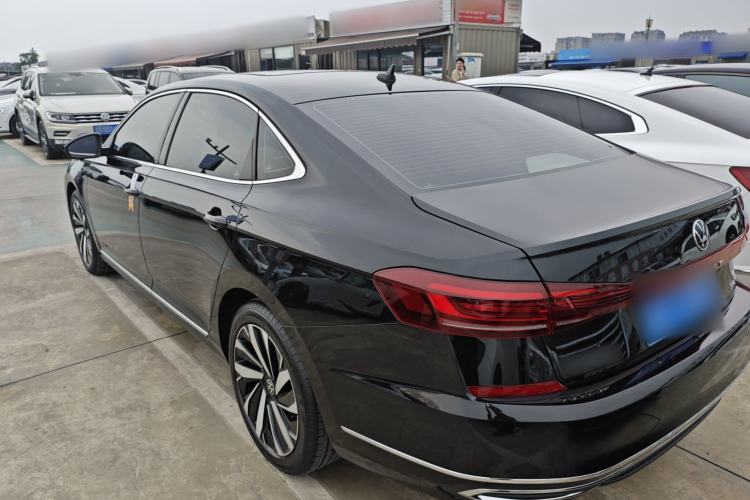 Used Volkswagen Passat 2023 330TSI Starry Elite Edition
