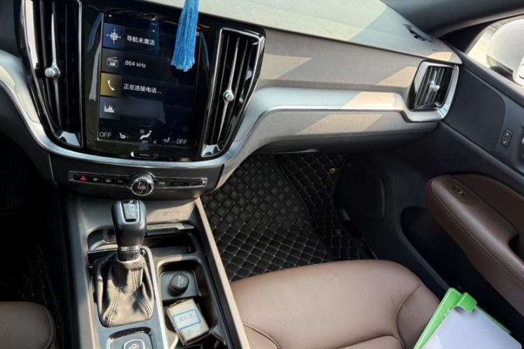 Used Volvo S60 2020 T4 Zhiyi Luxury Edition