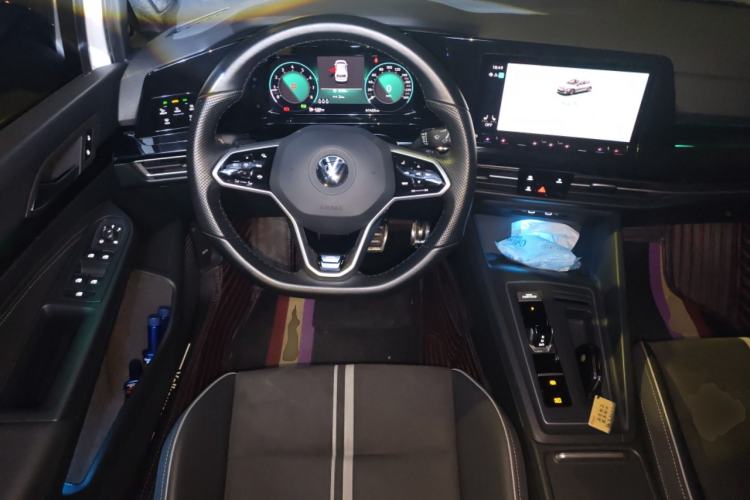 Used Volkswagen Golf 2021 280TSI DSG R-Line Steering Wheel