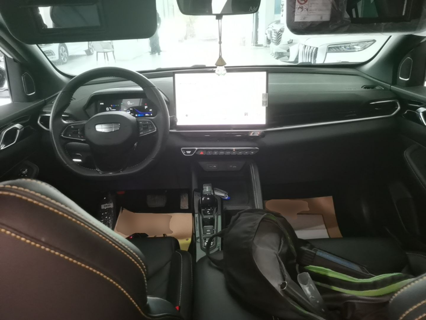 Geely Auto Coolray 2025 Bin Yue L 1.5TD DCT Star Diamond — снимка 12