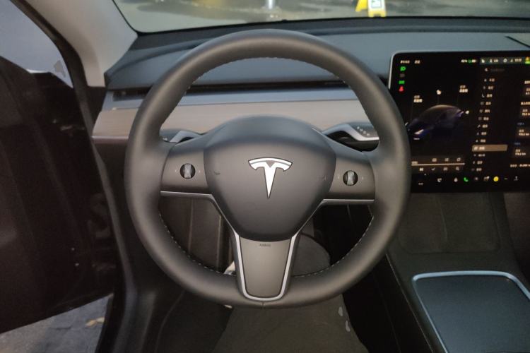 Used Tesla Model Y 2022 Revised Version Rear-Wheel Drive Steering Wheel