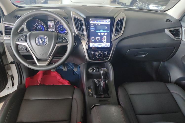 Used CHANGAN CS75 2016 2.0L Manual Luxury Version China IV Standard
