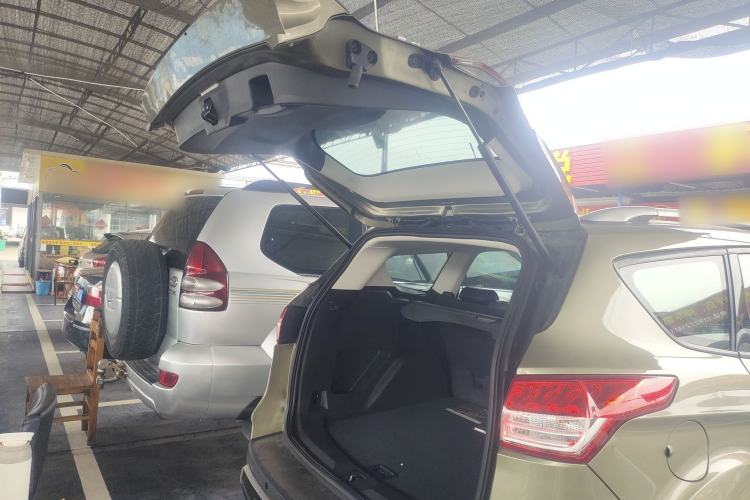 Used Ford Kuga 2015 1.5L GTDi Two-Wheel-Drive Comfort Model