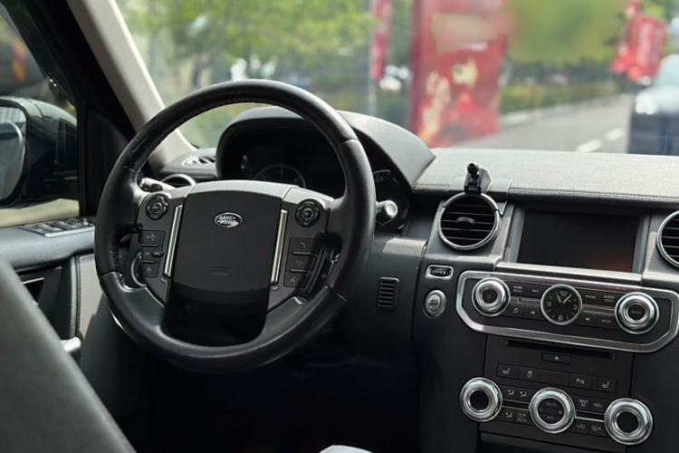 Used Land Rover Discovery 2014 3.0 SDV6 HSE Diesel Edition
