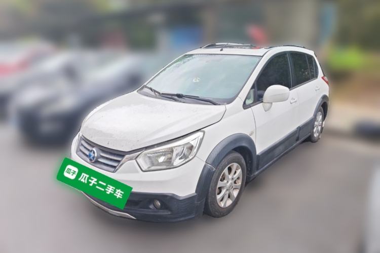 Used Venucia R50X 2013 1.6L Manual Version with Beidou Navigation