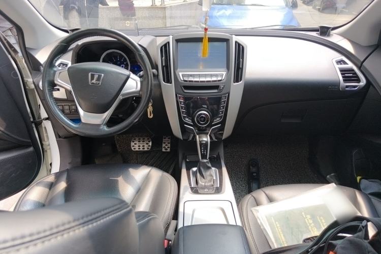 Used Luxgen U6 SUV 2014 1.8T Fashion Edition Center Console