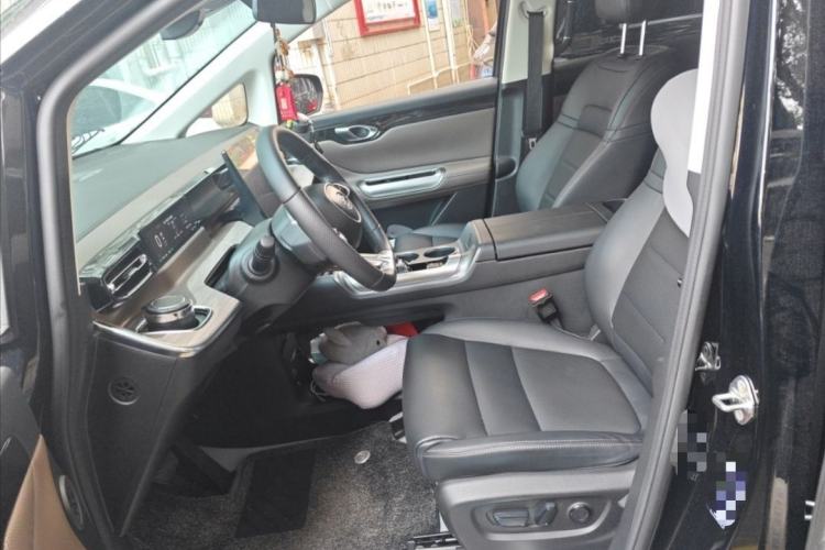 Used GAC Trumpchi E8 2024 Honor Series 2.0L Honor Edition Interior 3