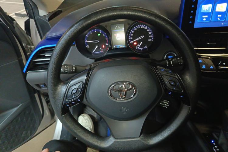 Used Toyota C-HR 2022 2.0L Comfort Edition Steering Wheel