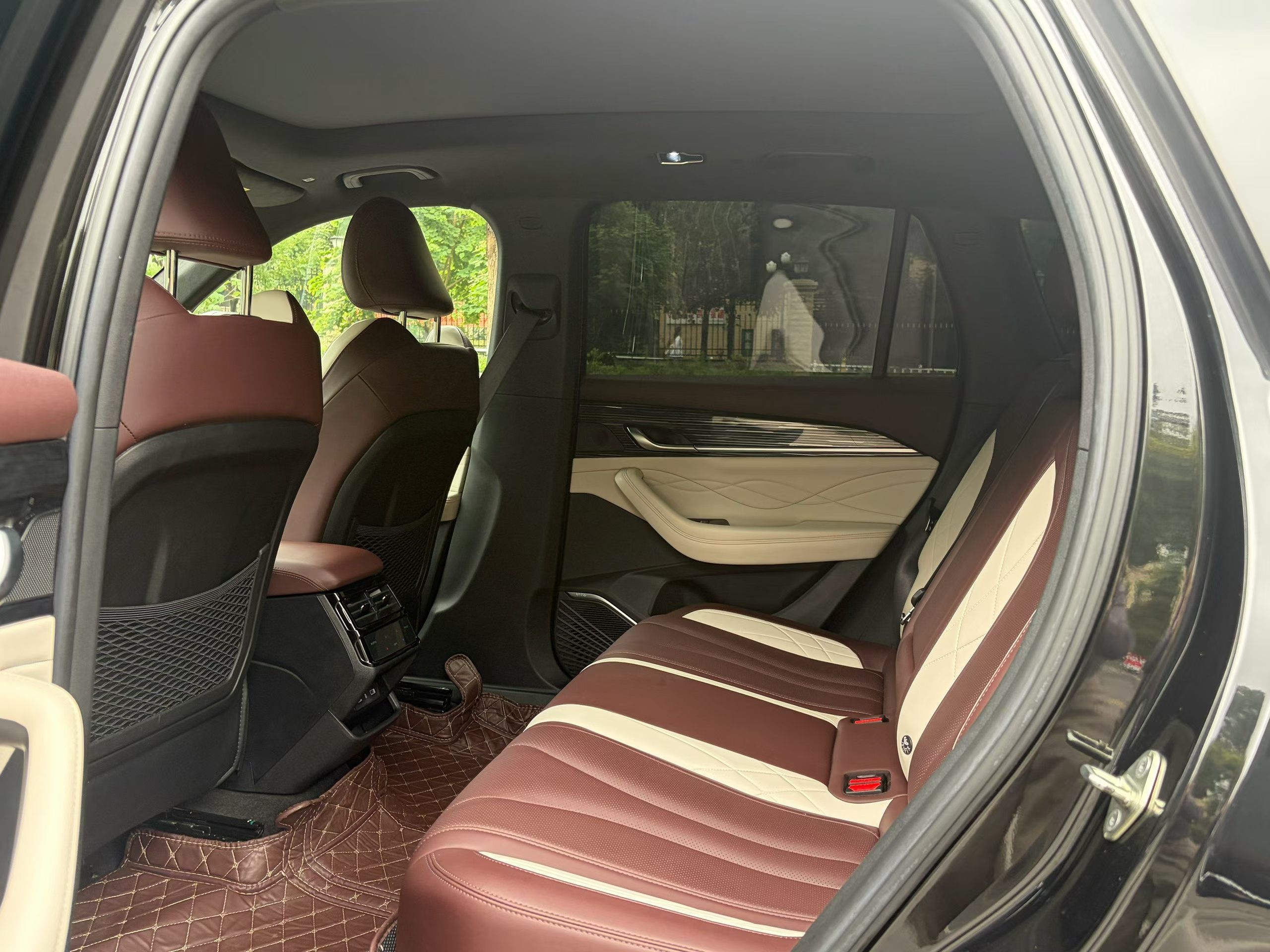 Geely Auto Monjaro L 2023 2.0TD High-Power Automatic Two-Wheel Drive Flagship Version — снимка 17