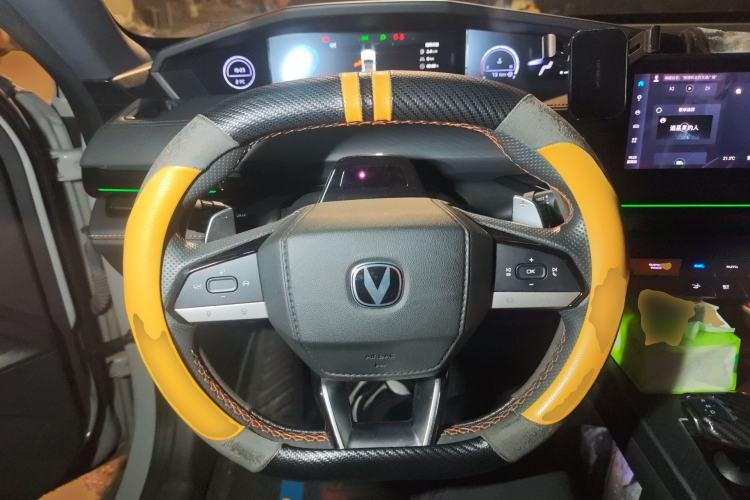 Used CHANGAN UNI-V 2022 1.5T Prestige Version
