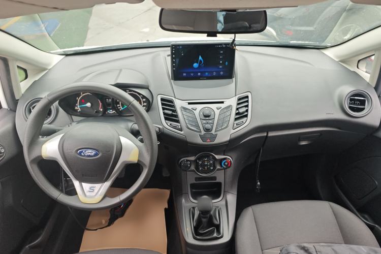 Used Ford Fiesta 2013 Sedan 1.5L Manual Fashion Edition