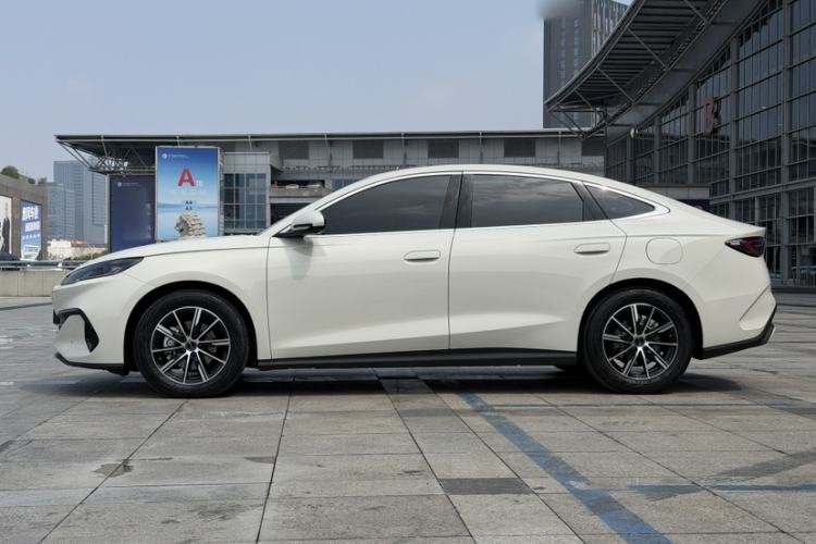 Used BYD Seal 06 New Energy 2024 DM-i 120KM Prestige Model
