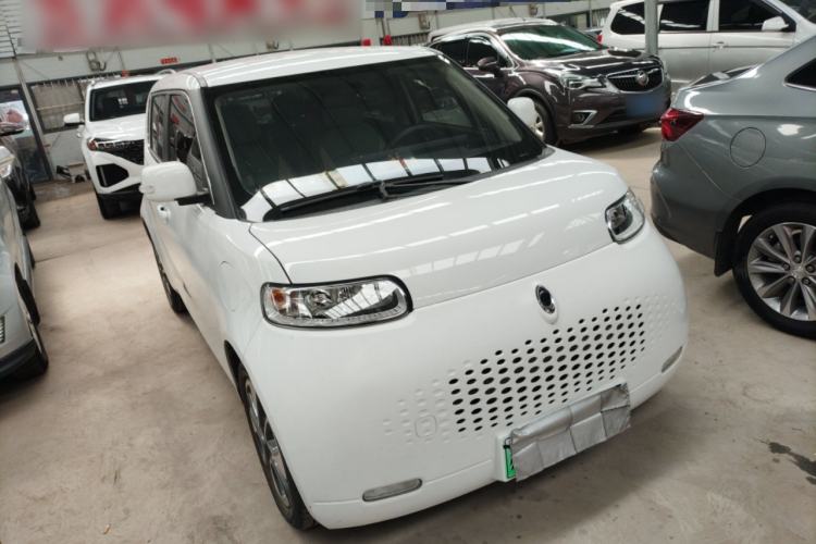 Used ORA White Cat 2020 305 km Luxury Version Front Right 45 Deg